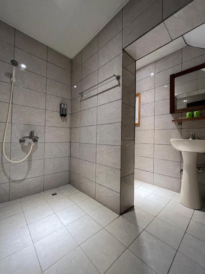 Babian Bed And Breakfast Chenggong Exteriör bild
